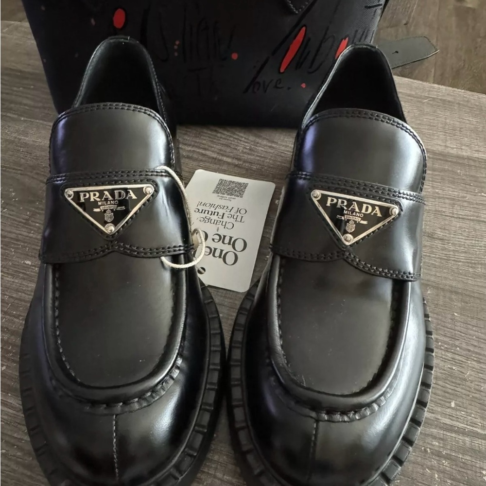 Prada Black Chunky Sole Loafers with Silver Logo size 34.5!4.5 great condition!